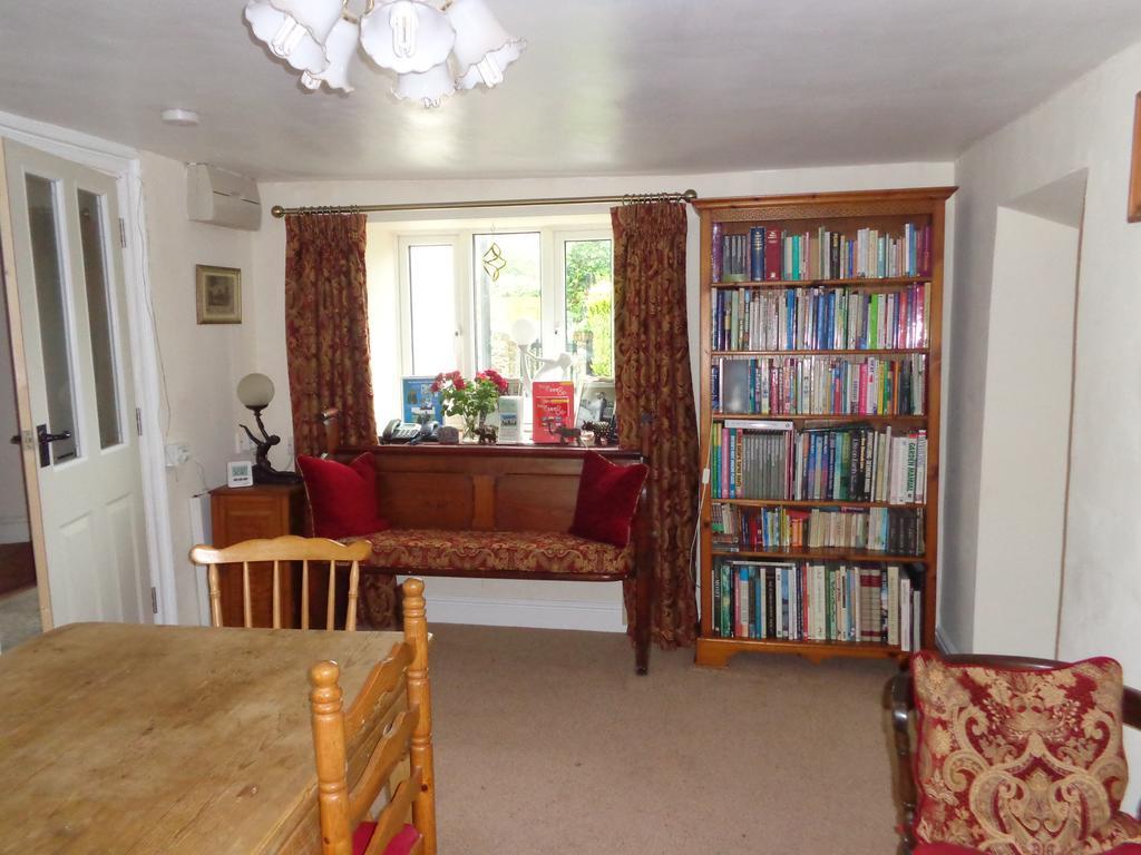 Lodge House B&B Buckland St Mary Eksteriør bilde